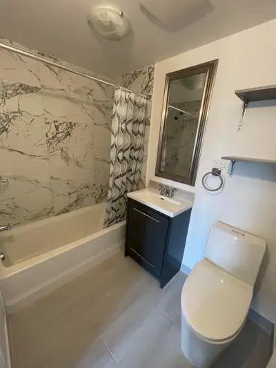 2 bedroom apartment-opposite harborview elementary