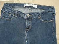A&F - Abercrombie & Fitch Jeans size 4R 27/31 - $20