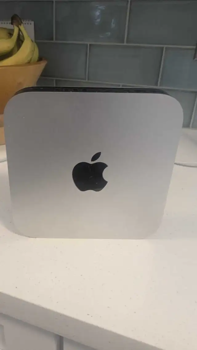 Mac Apple Sales and Repairs in Laptops in Markham / York Region - Image 5