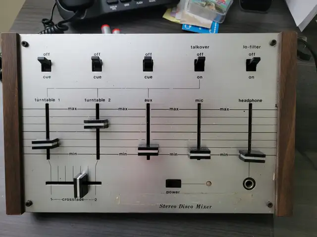 DJ Mixer in Performance & DJ Equipment in Cape Breton - Image 2