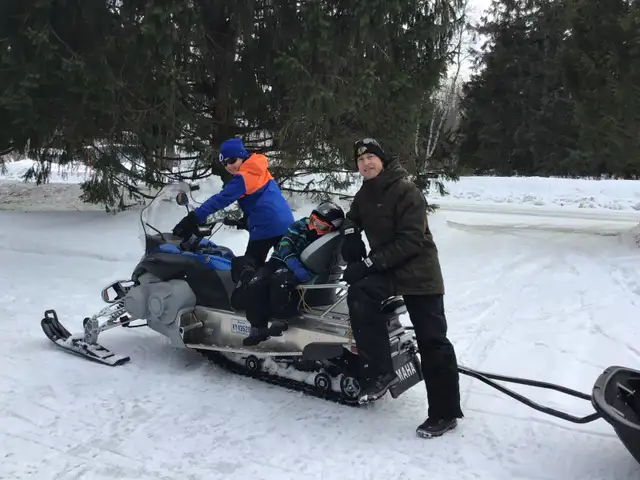 2012 Yamaha : 220km in Snowmobiles in Thetford Mines - Image 3