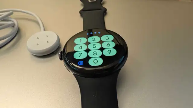 Google Pixel Watch 3 LTE ( 45 mm) in General Electronics in Oakville / Halton Region - Image 5