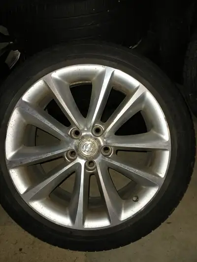 4 GM Alloy rims- A/S Tires Michelin Primacy 235/45/18 Center Bore 70.3mm, Bolt Pattern 5x115 Previou...