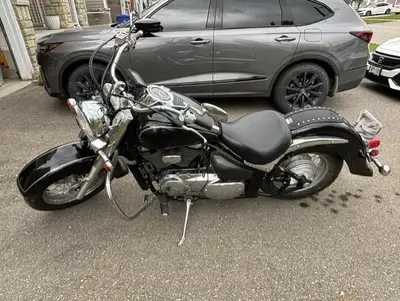 For sale is a 2003 Suzuki Volusia 800 that my dad bought a few years ago and barely rode due to his...