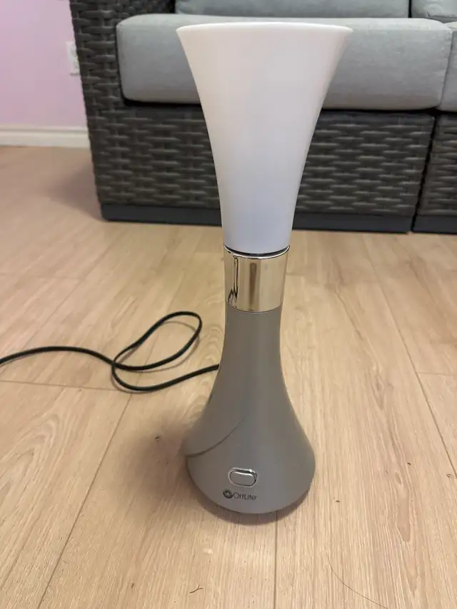 OttLite table light in General Electronics in Burnaby/New Westminster - Image 2