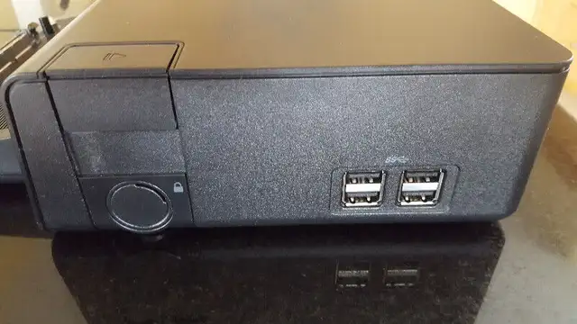 HP Docking Station in Laptop Accessories in Hamilton - Image 4