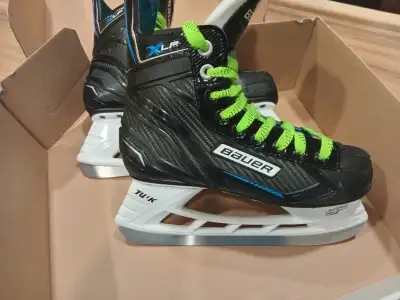 Bauer X LP Hockey Skates – Size 4, View more