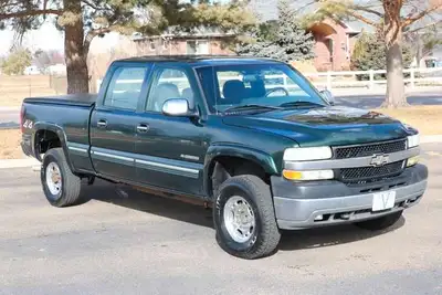 Looking for a 99-02 Silverado 1500hd or 2500. 6L or 8.1 crew cab or extended cab