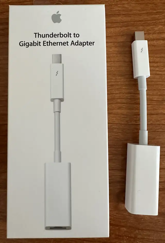 Apple Thunderbolt to Gigabit Ethernet Adapter in Cables & Connectors in Mississauga / Peel Region - Image 2