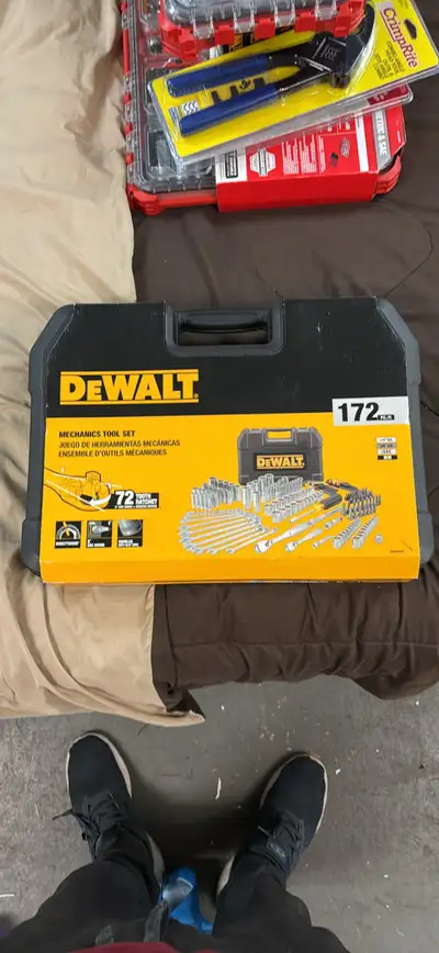 This is a DeWalt 172-piece mechanics tool set, perfect for any DIY enthusiast or professional. It ha...