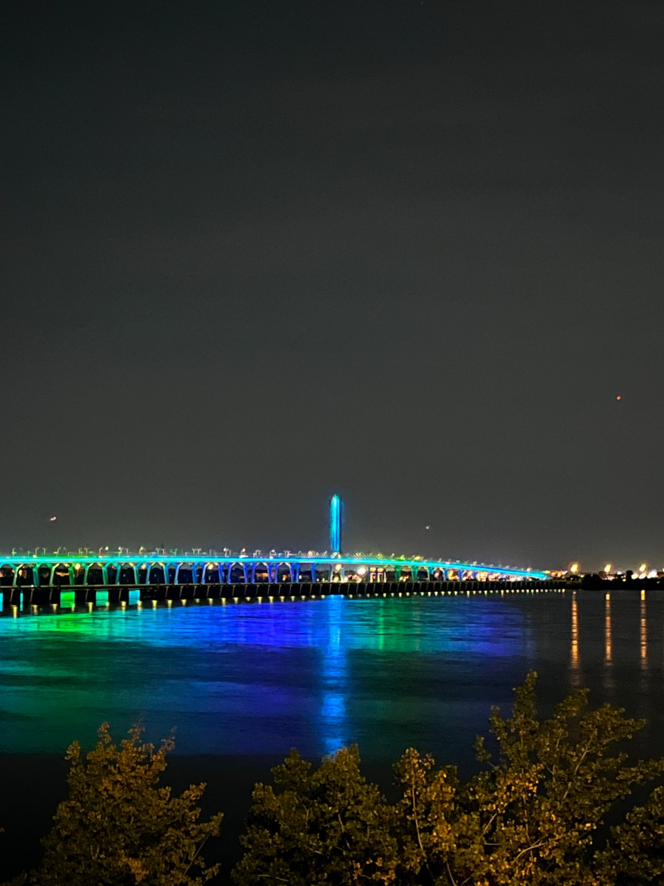 Studio lumineux et spacieux au 7e étage avec vue sur le fleuve 2