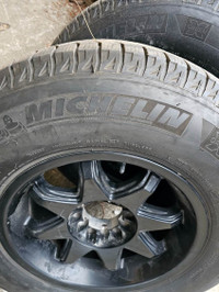 265 70 R17 Truck Tires w/Universal Rims 