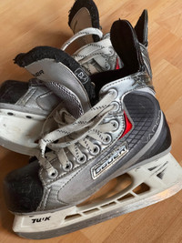  Boys, Bauer skates, size 13 US Size 1