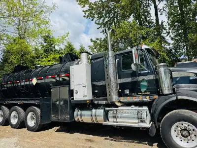 2006 Western Star 4900SA W/ Aluminum Combo Wash/Vac Tank C15 Cat , 22700 hrs 3 stage engine brake Ea...