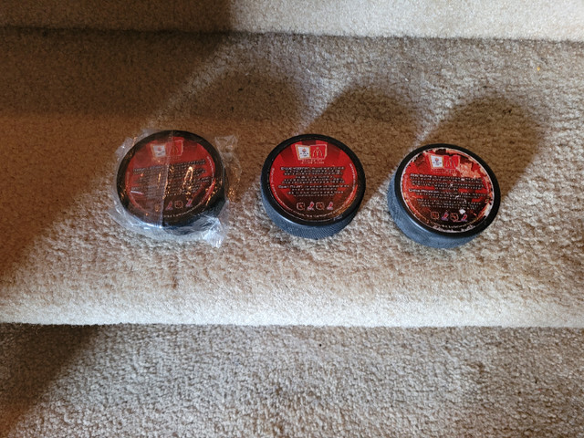 McDonalds Hockey Pucks (ALL FOR) in Arts & Collectibles in Markham / York Region - Image 2