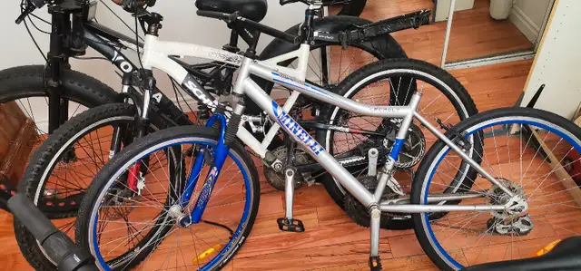5 velo a vendre  in Cruiser, Commuter & Hybrid in City of Montréal - Image 4