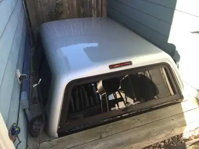 If you have a 2005-2012 tacoma 6ft topper that you'd like to sell, please reach out. Thank you