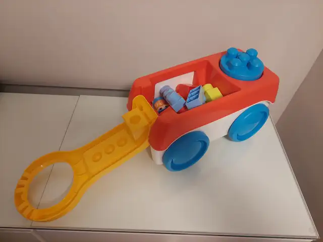 MEGA BLOKS Block Spinning Wagon628643651328031224