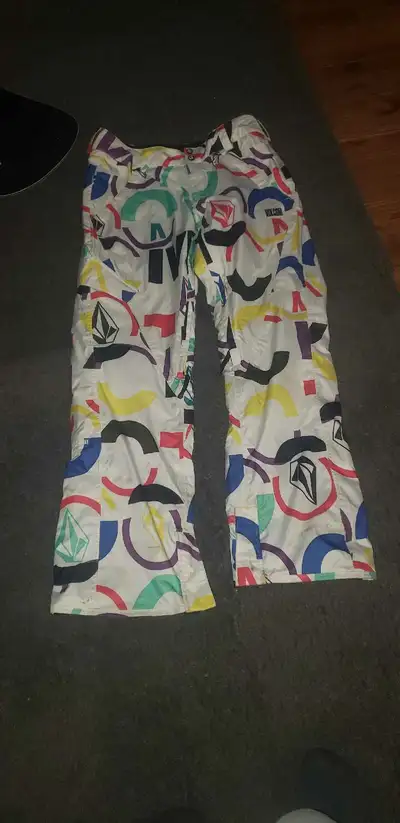 snowpants, View more