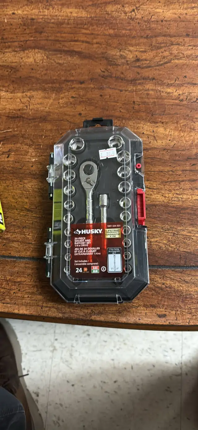 Husky Socket and Ratchet Set brand new in Hand Tools in London - Image 3