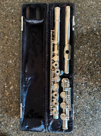Armstrong 303B-OS flute