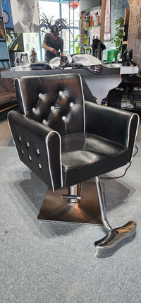 Chaise coiffeur 
