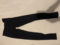 Lululemon Pant size 4 ($15)