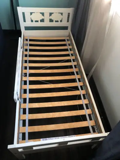 Ikea singular toddler bed frame with slats, in good condition The guardrail prevents your child from...