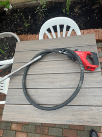 Milwaukee M18 FUEL Concrete Pencil Vibrator 