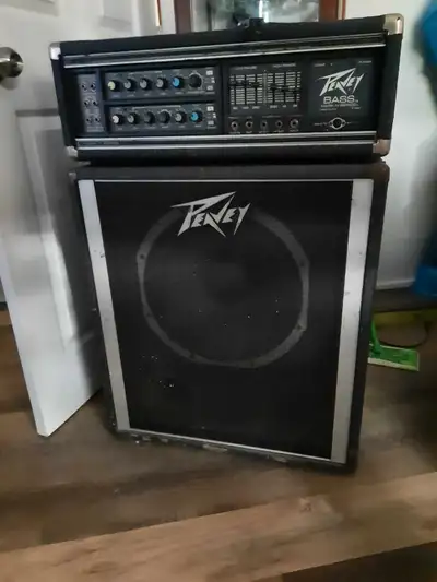 peavey Bass amp, View more