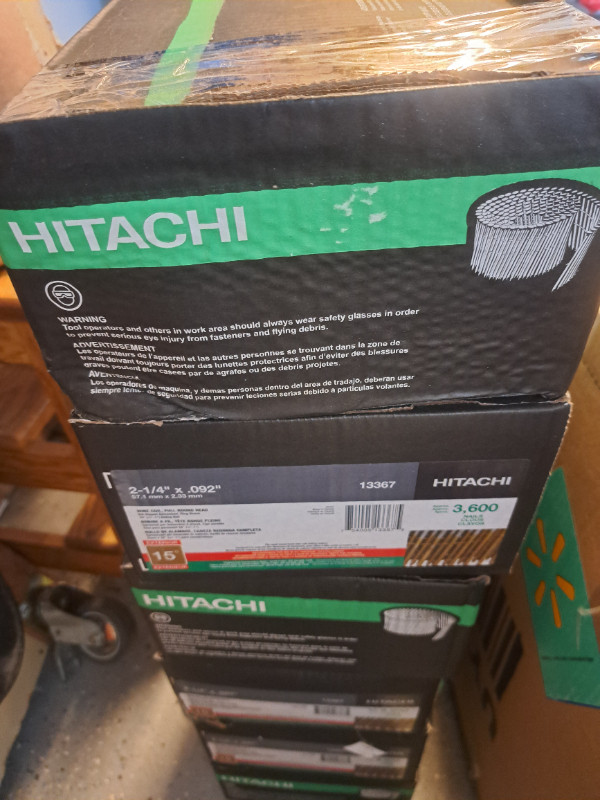 HITACHI SIDING  NAILS/WIRE COILS  2 1/4" X .092" in Hardware, Nails & Screws in Kingston - Image 4