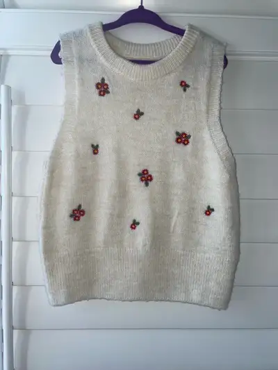 Zara Girl's Knit Vest (size 8 yrs old or 128 cm), View more