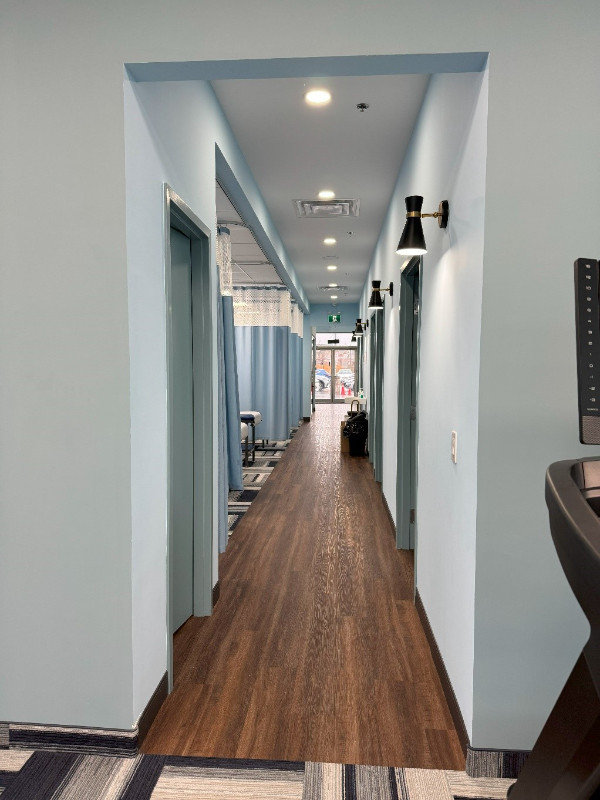 PHYSIOTHERAPY LOCATION, BUSINESS AND EQUIPMENT FOR SALE in Commercial & Office Space for Sale in Oakville / Halton Region - Image 3