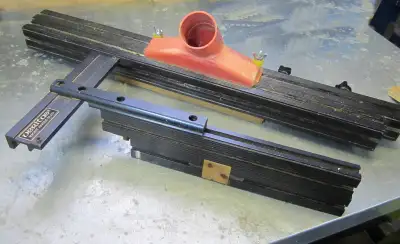 This is a Veritas fence and right angle sled, included is a Veritas micro adjustable stop gauge. The...