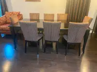 Dining Room table with 8 chairs and leaf
