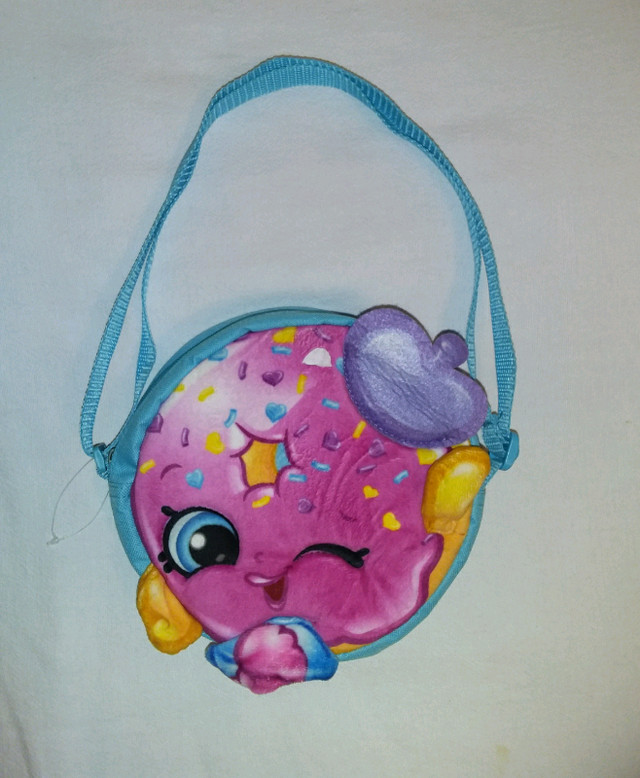 Shopkins Pink D'lish Sprinkled Donut Carry Case Tote Bag Purse in Toys & Games in Truro