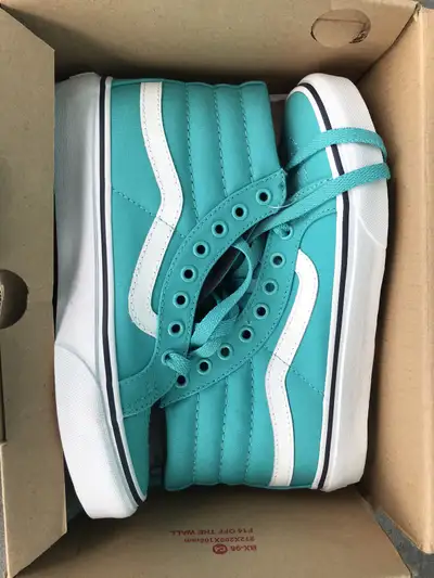 Brand new Vans runners, View more