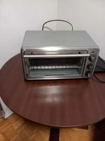 Black and Decker Toaster Oven, View more