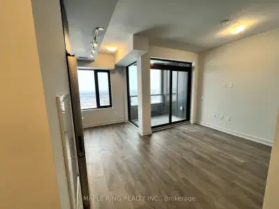 1 Bed, 1 Bath Condo Apartment in Vaughan with Parking!