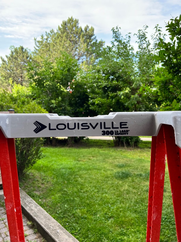 Louisville 300lb heavy duty 3step ladder Ladders & Scaffolding