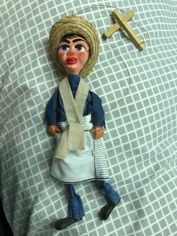 Marionette Mexican Puppet 1960's and his Friend in Arts & Collectibles in Vernon - Image 3