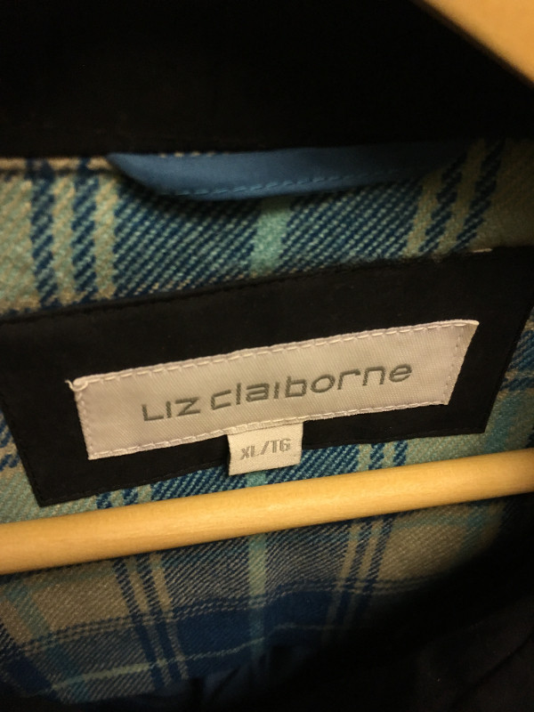 liz claiborne jacket in Women's - Tops & Outerwear in Calgary - Image 2