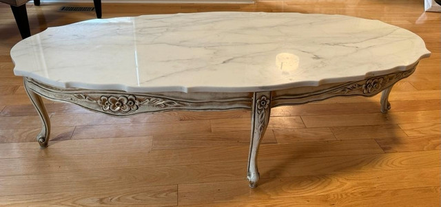 Beautiful Marble Coffee Table - Moving Sale! in Coffee Tables in St. Catharines - Image 2