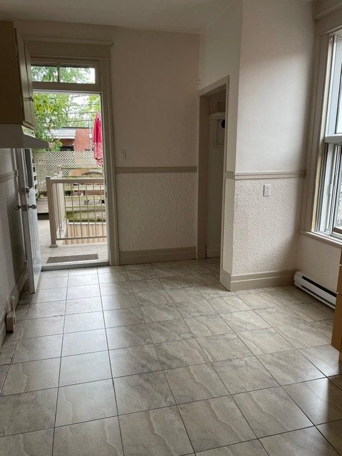 Logement 4 1/2 près du métro Crémazie — photo 1