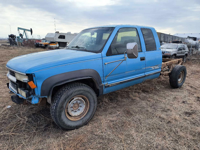 Parting out 94 Chevy K2500 in Cars & Trucks in Grande Prairie