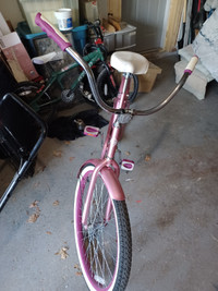 Cruiser pink bike