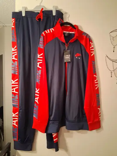 Brand new Nike tracksuit size 3X obo, View more