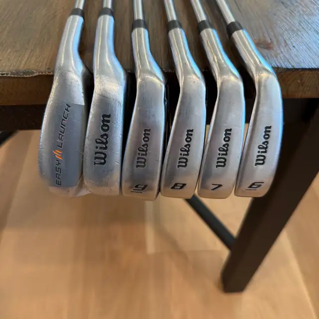 Wilson Profile Teen Irons 6-PW, SW RH in Golf in Guelph - Image 4