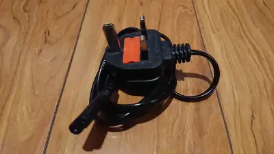 Câble d'alimentation (IEC 60320-C7) - UK, View more