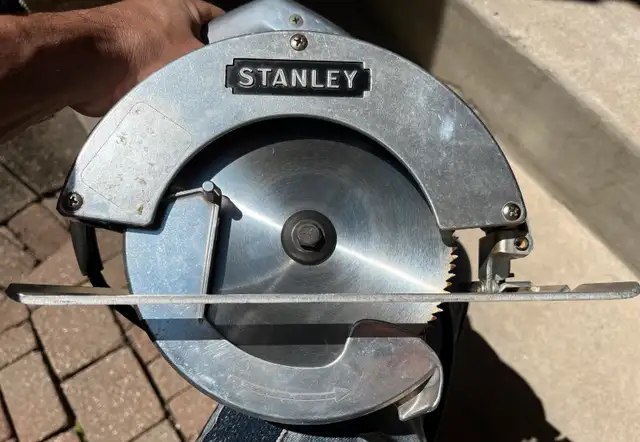 Stanley Circular Saw Electric Vintage Tools  in Power Tools in Mississauga / Peel Region - Image 3